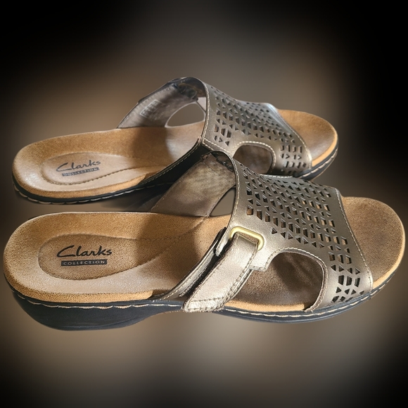 Clarks Shoes - Women's Clark's collection shoes / sandals